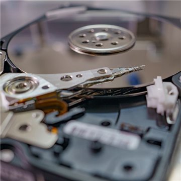 HGST 1TB HTS541010A9E680 0J26213 Internal hard drive Evaluation service for data recovery + Return costs / destroy